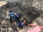 На улице Машиностроителей в Лебедяни устраняют поры теплотрассы